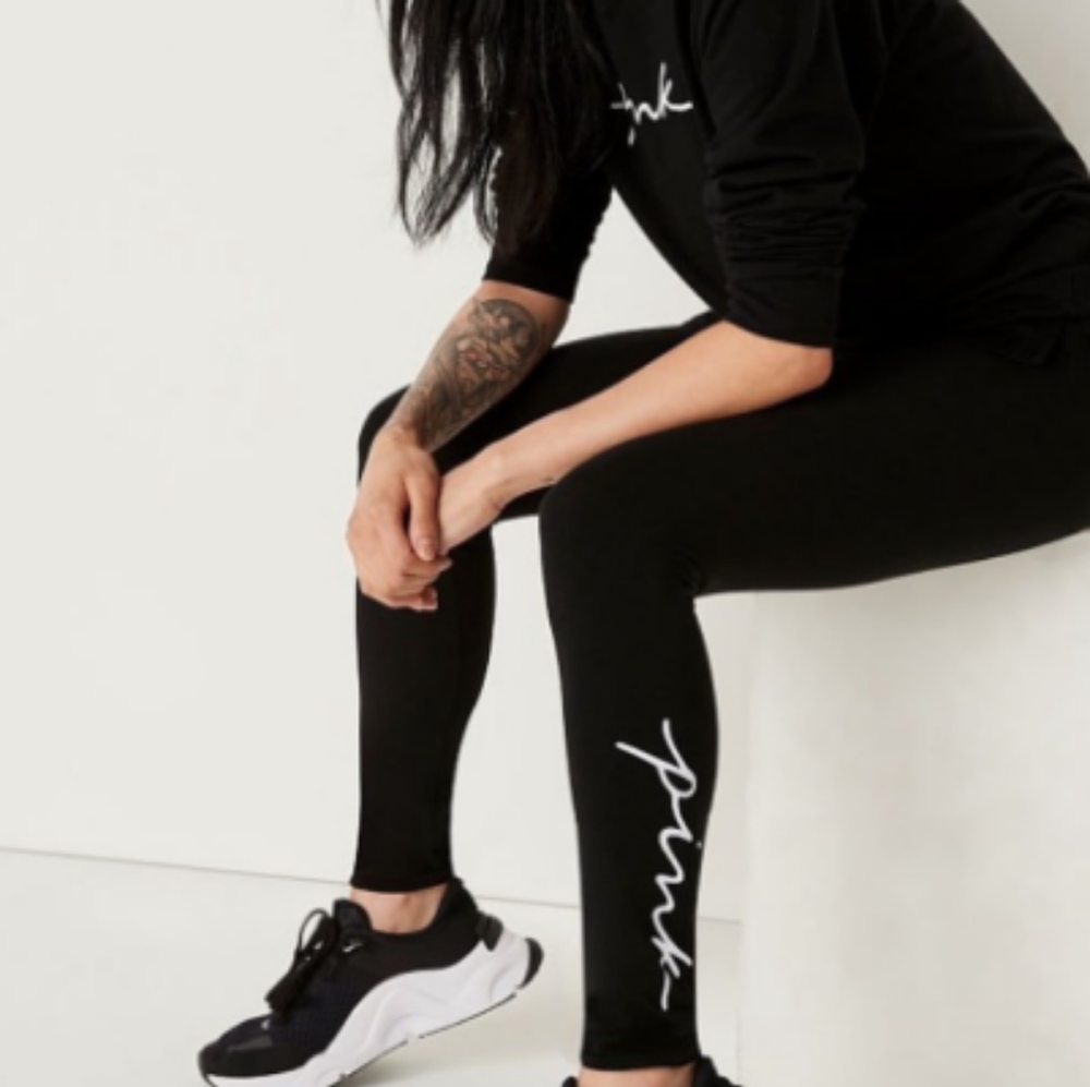 Victoria Secret high waisted logo leggings S